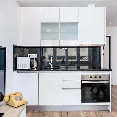 Apartment T2 Tiles Estoril