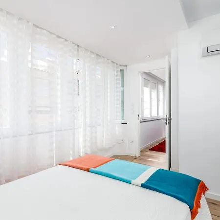 Apartment T2 Tiles *