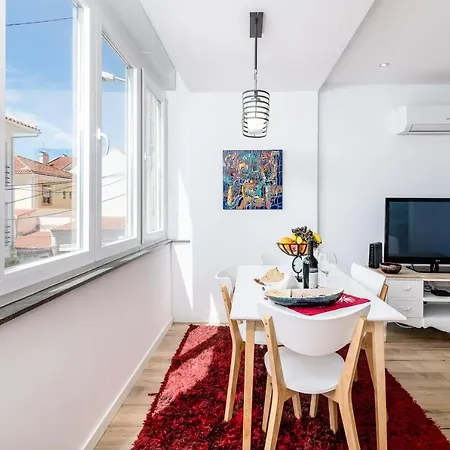 Apartment T2 Tiles Estoril
