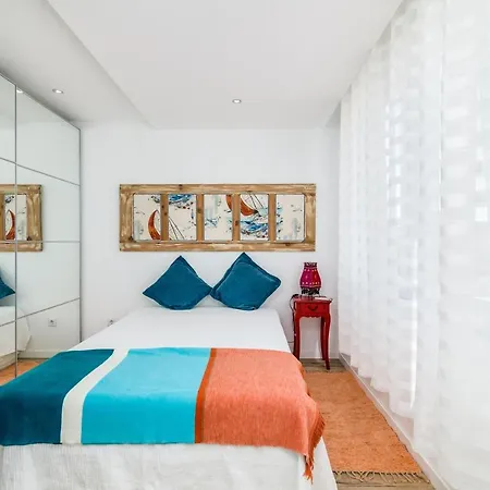 T2 Tiles Apartman