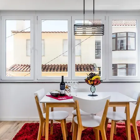 Apartment T2 Tiles Estoril