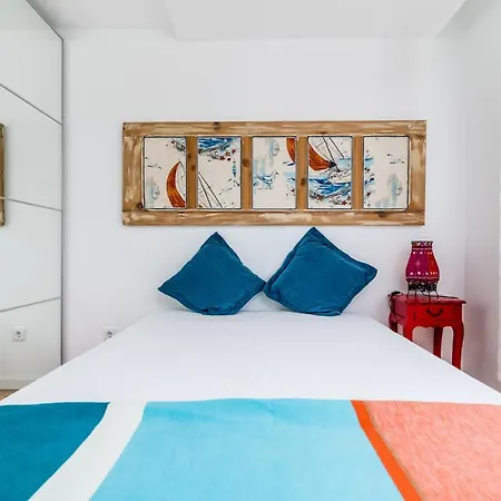 T2 Tiles Apartman