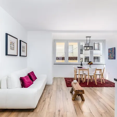 Apartment T2 Tiles
